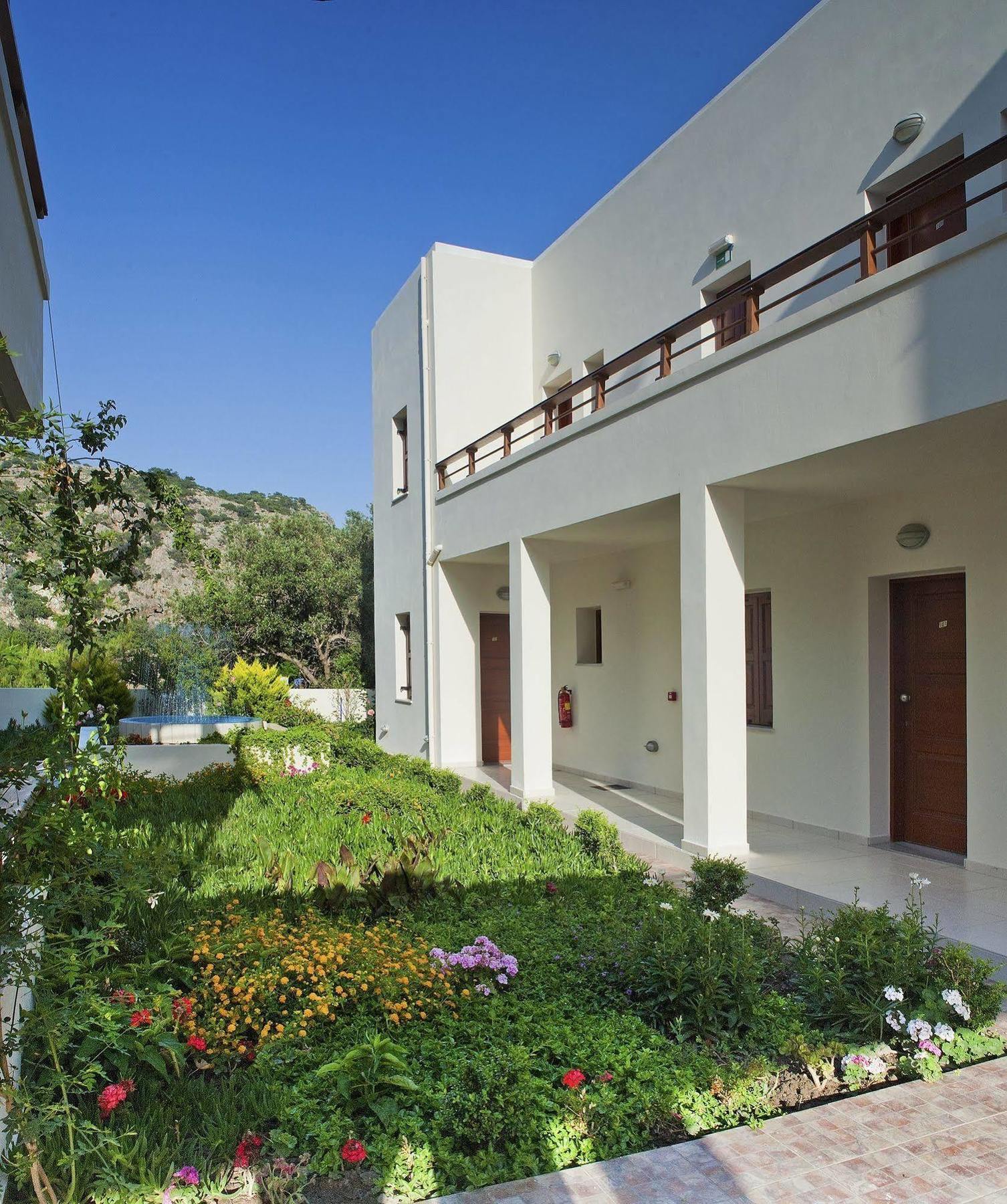 سوغيا Syia Hotel المظهر الخارجي الصورة