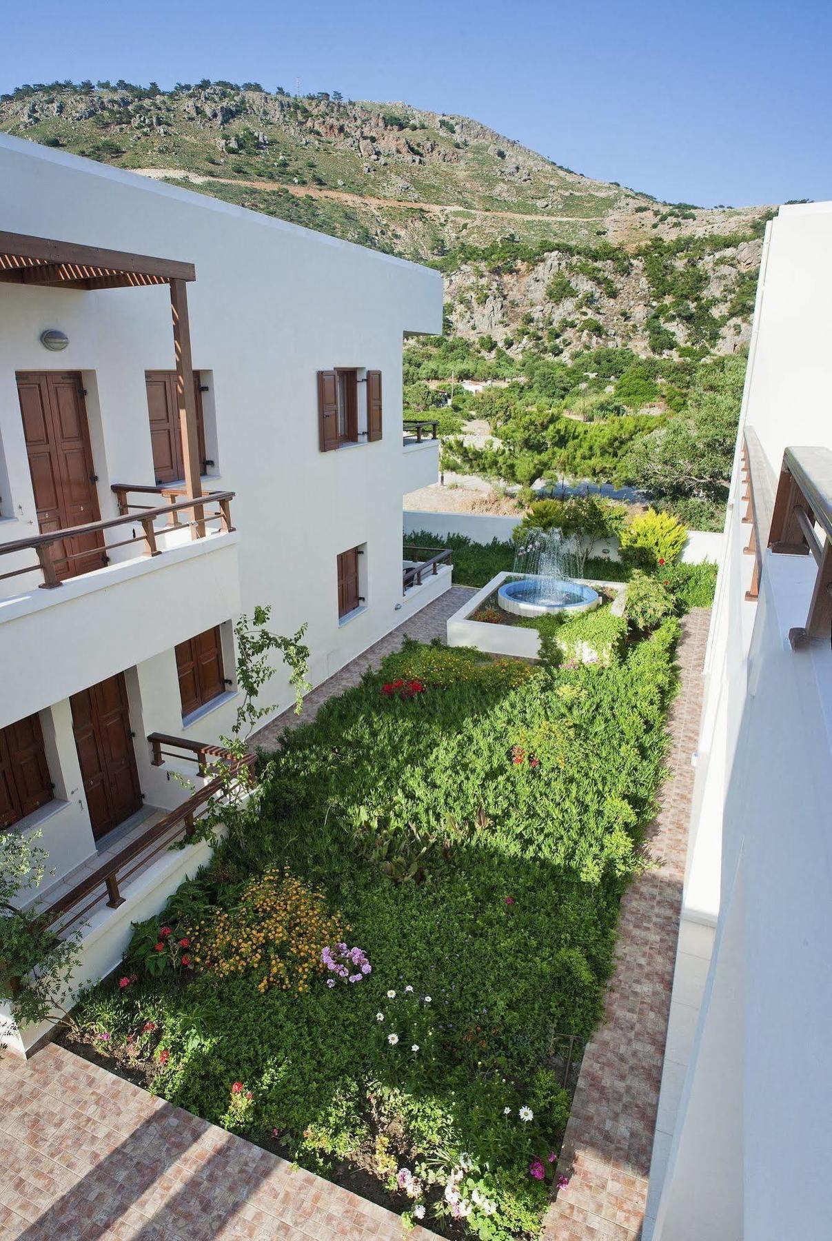 سوغيا Syia Hotel المظهر الخارجي الصورة